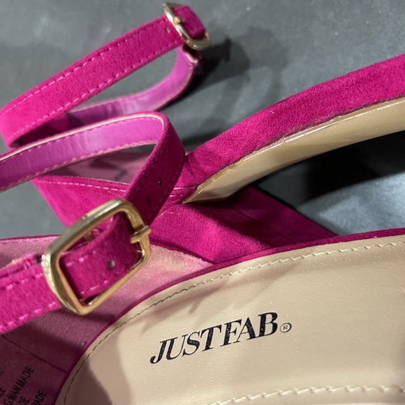 JUST FAB LENA HEELED SANDALS. Raspberry Pink/Suede-Like. Size 9. 4.25” Heel. - Picture 3 of 10